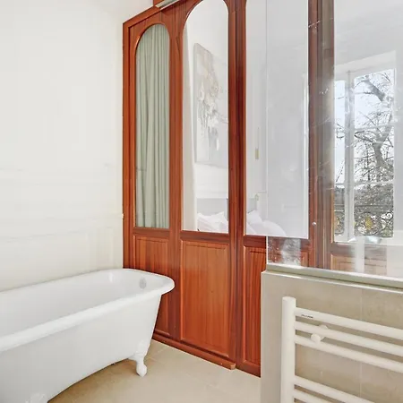 Maison Labruyere - Jardin Public Apartment