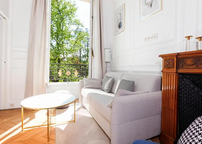 Maison Labruyere - Centre Apartment